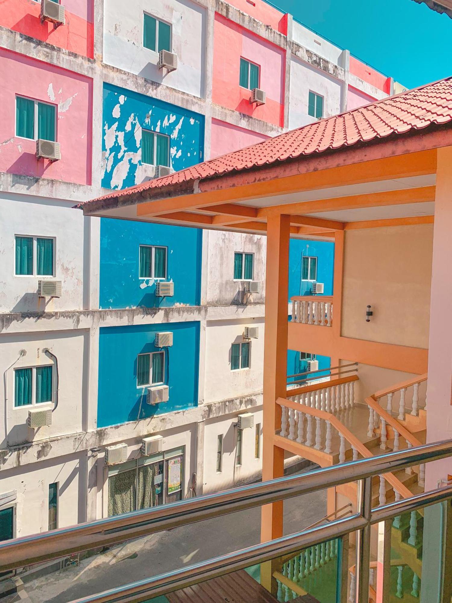 Amzar Motel Cenang Pantai Cenang  Exteriör bild