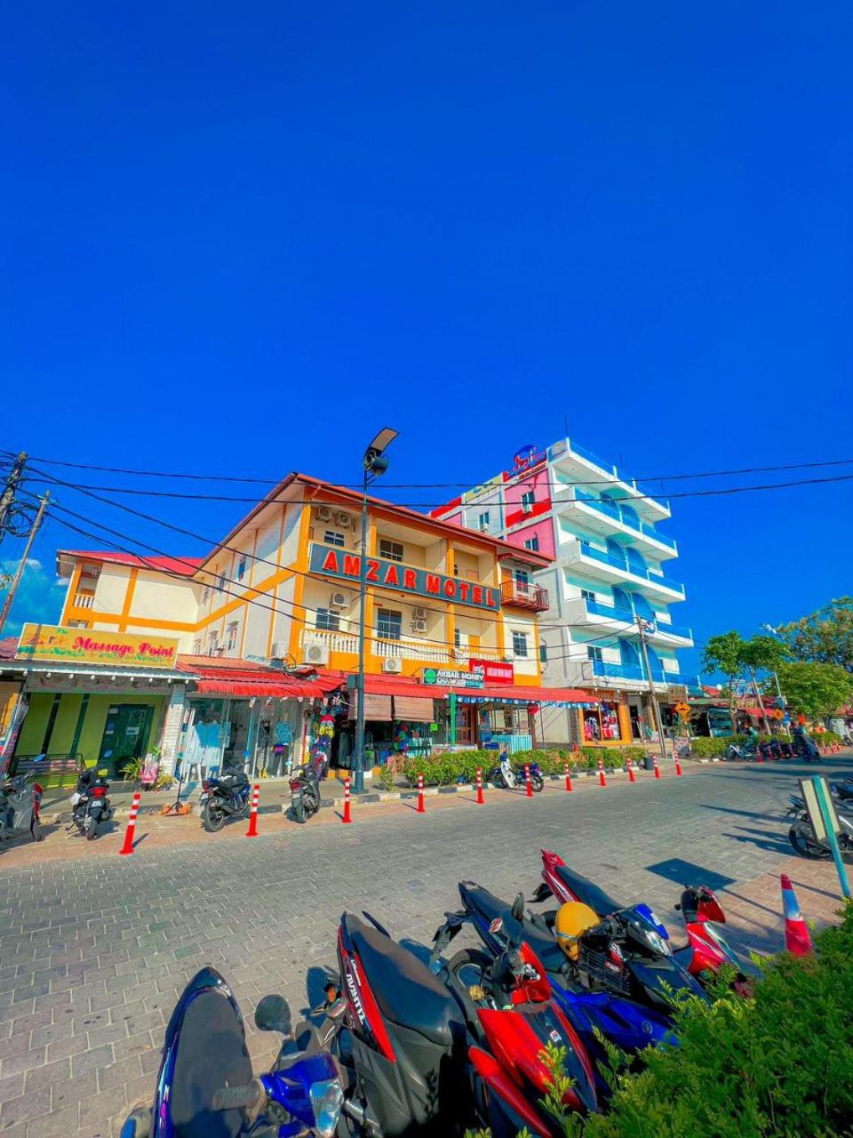 Amzar Motel Cenang Pantai Cenang  Exteriör bild